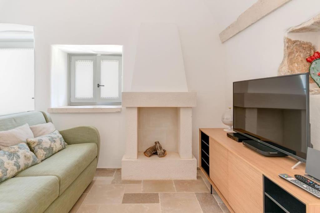 Trullo Under The Apulian Sky By Raro Villas Martina Franca Exterior photo